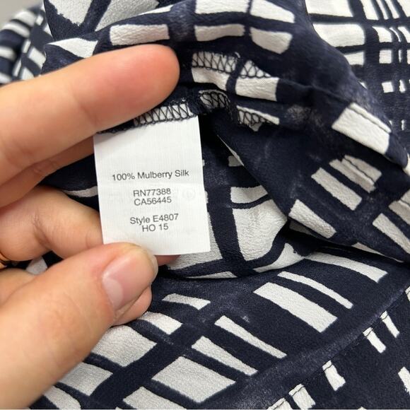 MADEWELL Mulberry Silk Top Womens Size Small Boxy Abstract Lightweight - Picture 9 of 9